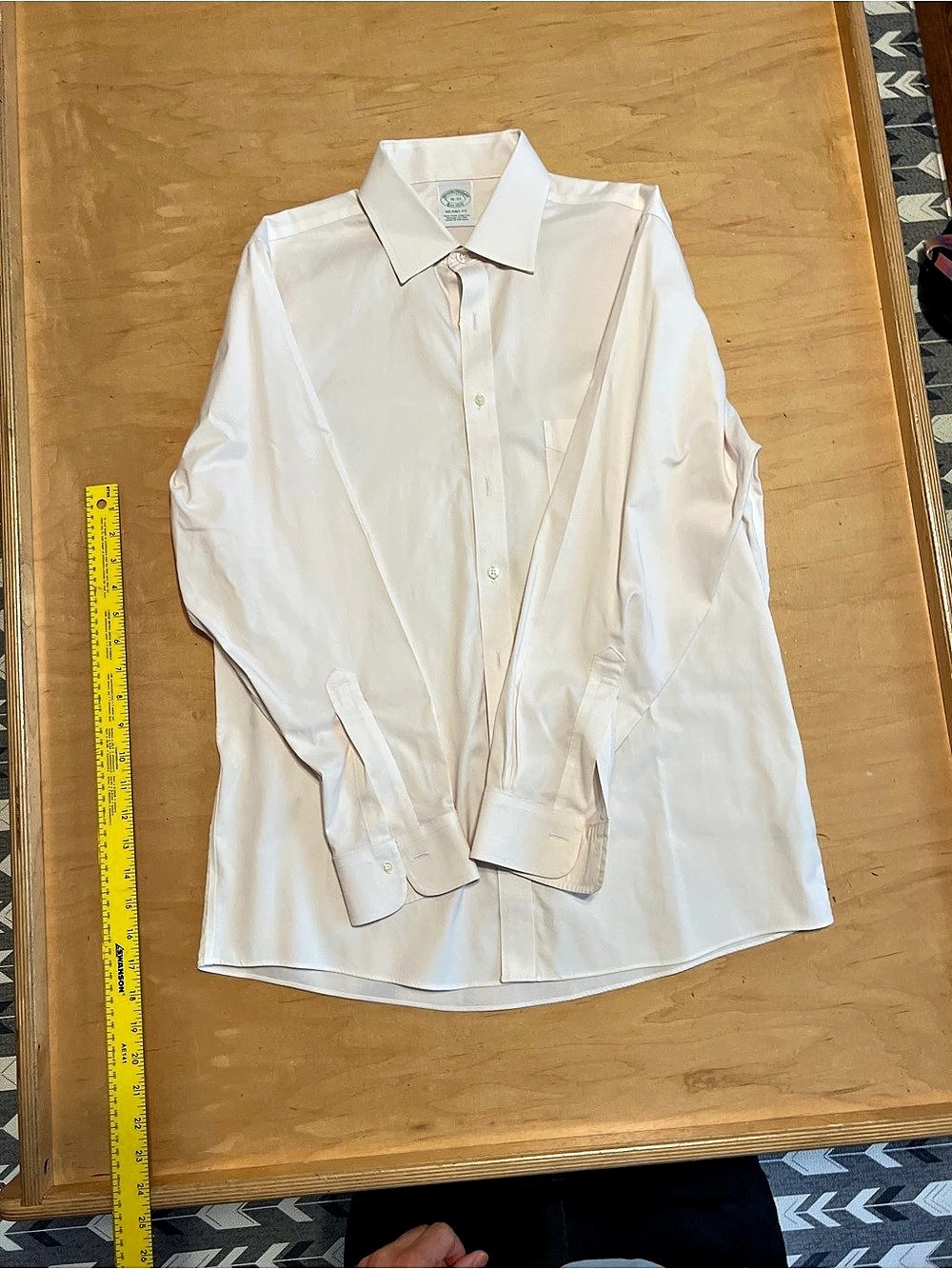 Brooks Brothers Men's Dress Shirt Size Medium Off-White